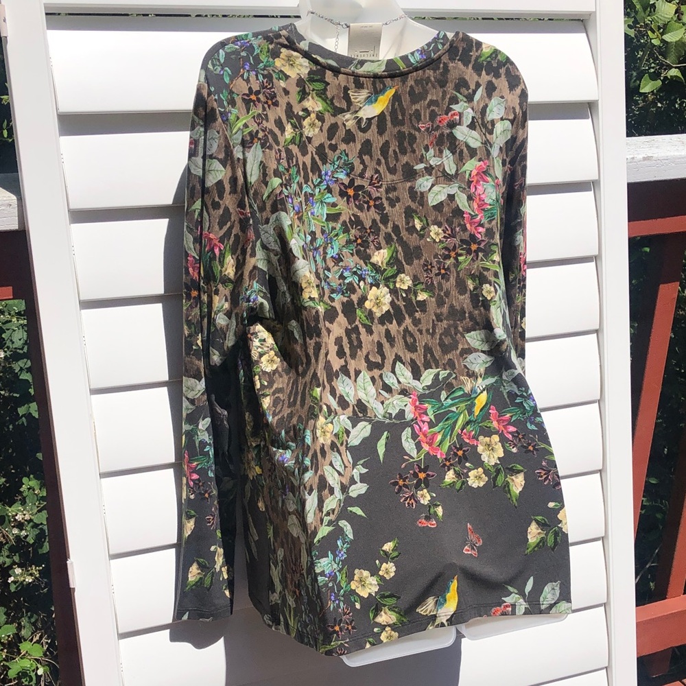 Johnny Was Olive Floral & Leopard Print V-Neck Long Sleeve Top - Picture 8 of 9